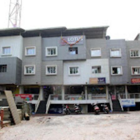 Lotus Lodge Kalmath Kankavali Exterior photo